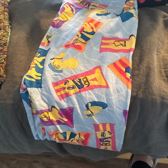Lularoe pool cat and chicken leggings TC - Picture 1 of 1